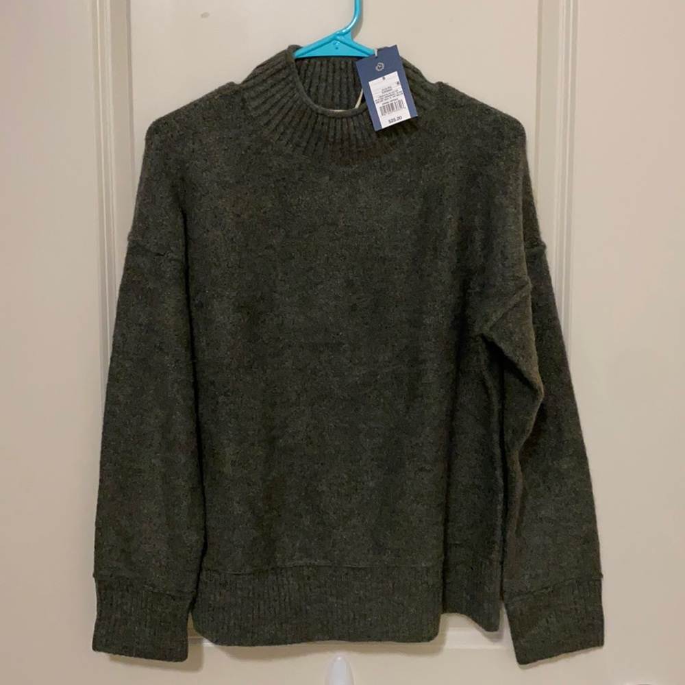 Universal Thread small green high neck sweater